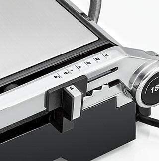 220 Volts Black+Decker Variable Temperature Control 180° Grill/BBQ Stainless Steel 2000 Watts CG2000